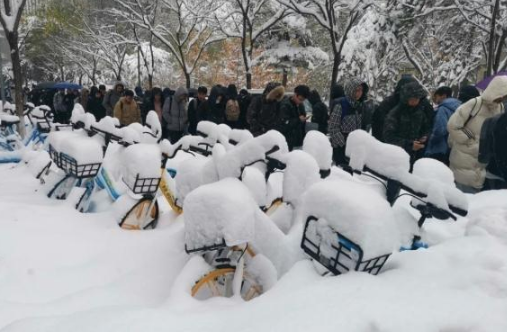 手冻了用雪搓有效果吗