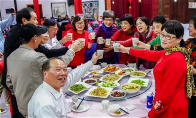 年夜饭的由来 有哪些习俗