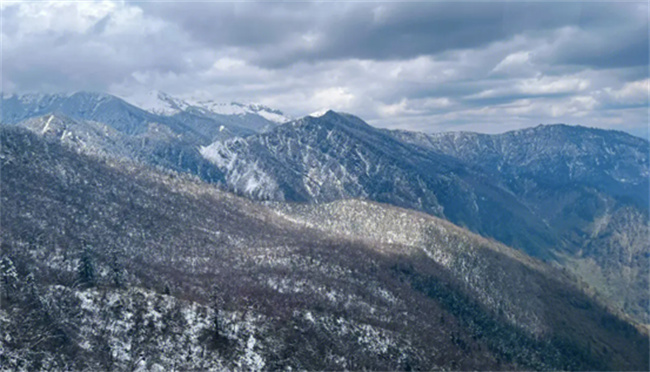 ​西岭雪山八月份有雪吗 西岭雪山好玩吗