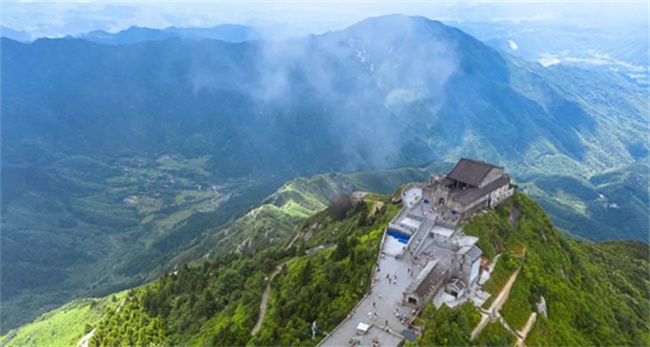 ​南岳是什么山（南岳衡山属于哪个县）