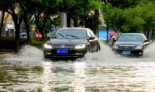 下暴雨汽车停地下车库安全吗