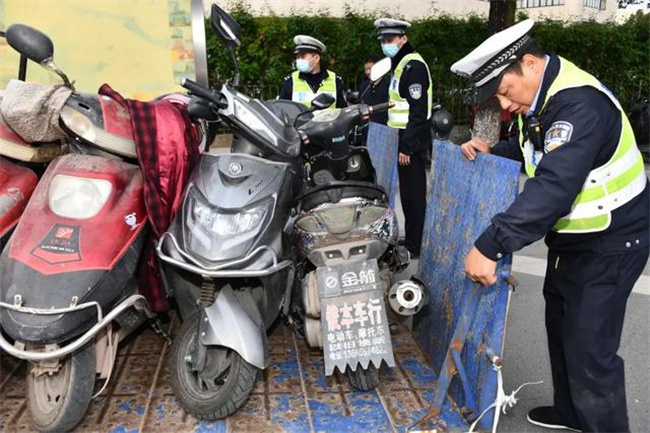 给电动车充电的要留心了