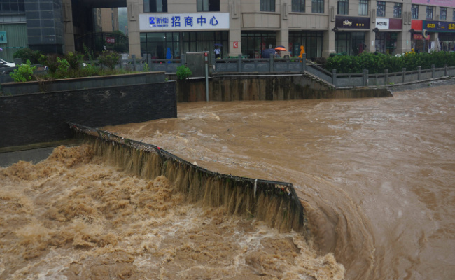 强降雨紧急避险转移16430人无人员因灾死亡失踪 反映了四川怎样的应对能力？