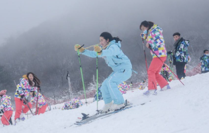 九宫山滑雪场是真雪吗