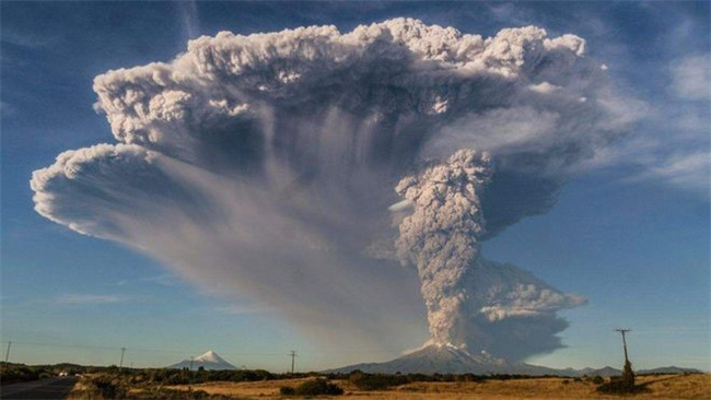 遇到火山喷发怎么办 如何自救