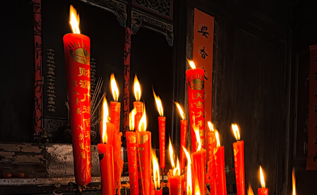 ​线上祭祀现“香火排行榜” 如何看待线上祭祀？