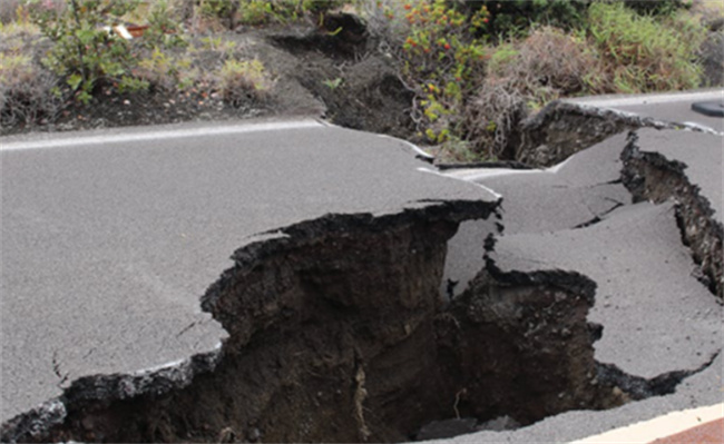 印尼巴厘海发生7.1级地震 面对地震要如何做呢