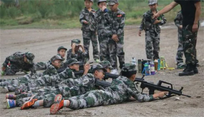 ​学生特种兵什么意思 学生特种兵有什么作用