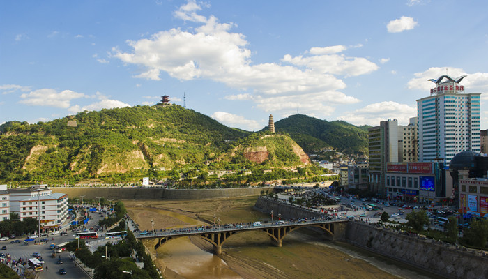 延安宝塔山建于哪个朝代